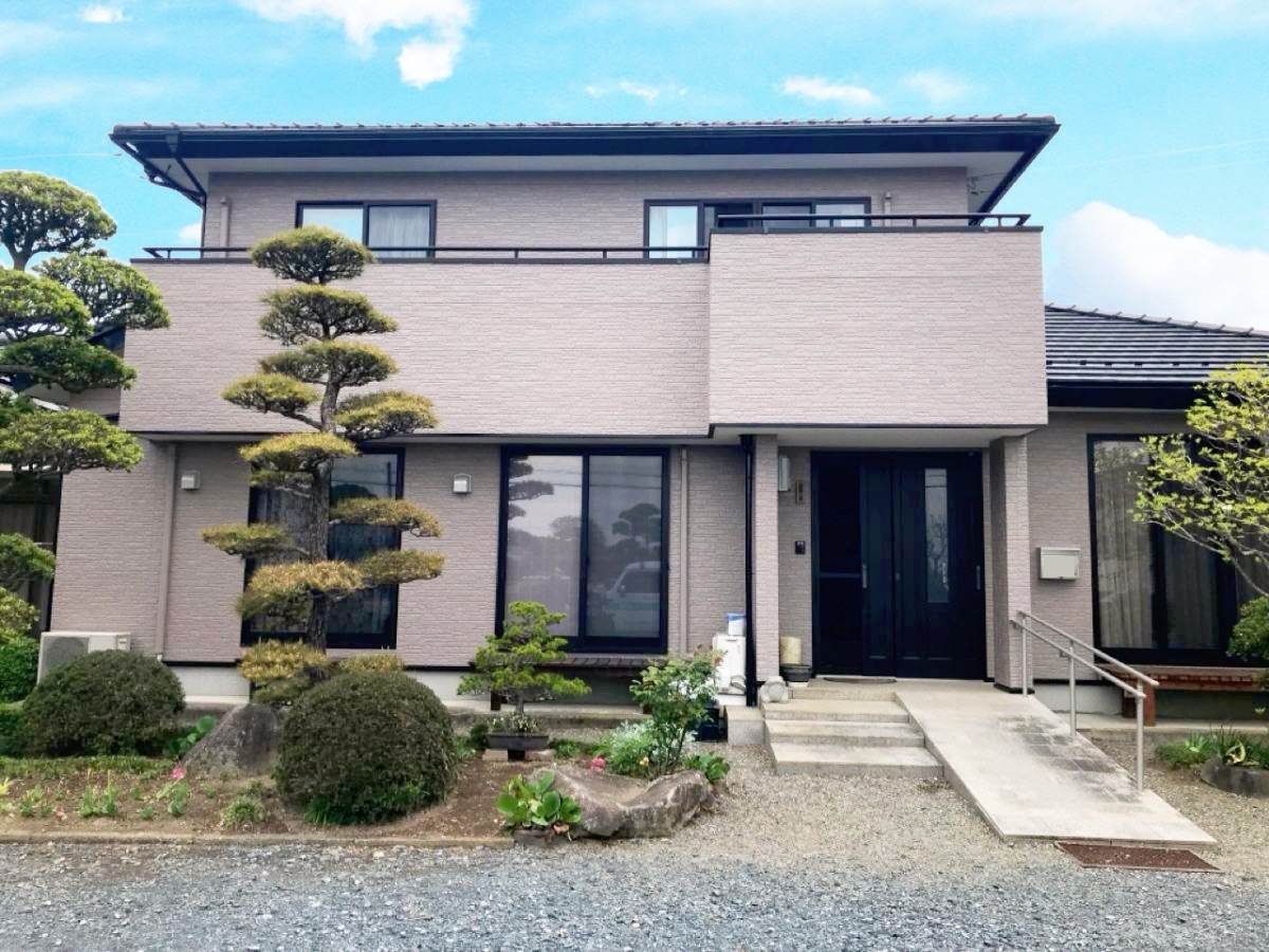 筑西市 W様邸 外壁塗装/グレージュ | 施工事例 紹介| 筑西市・真岡市・結城市の外壁塗装・屋根塗装なら株式会社ムコウダ(プロタイムズ筑西店 ...