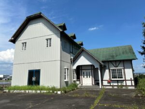 筑西市　事務所様/外壁カバー工事/ガラス交換